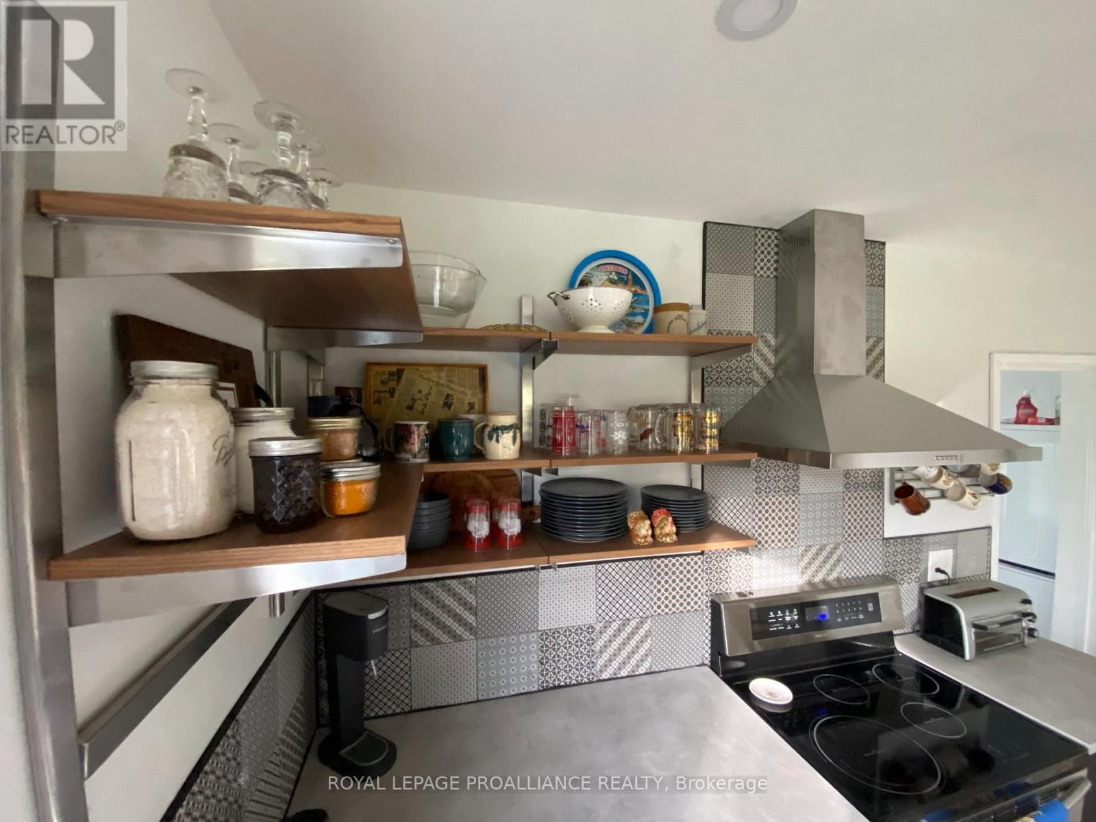 90-92 CAVAN STREET Image 28