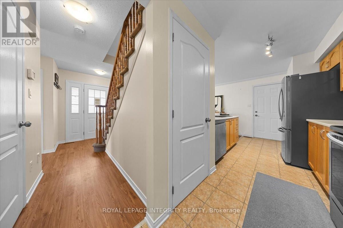 236 WABISKAW PRIVATE Image 12