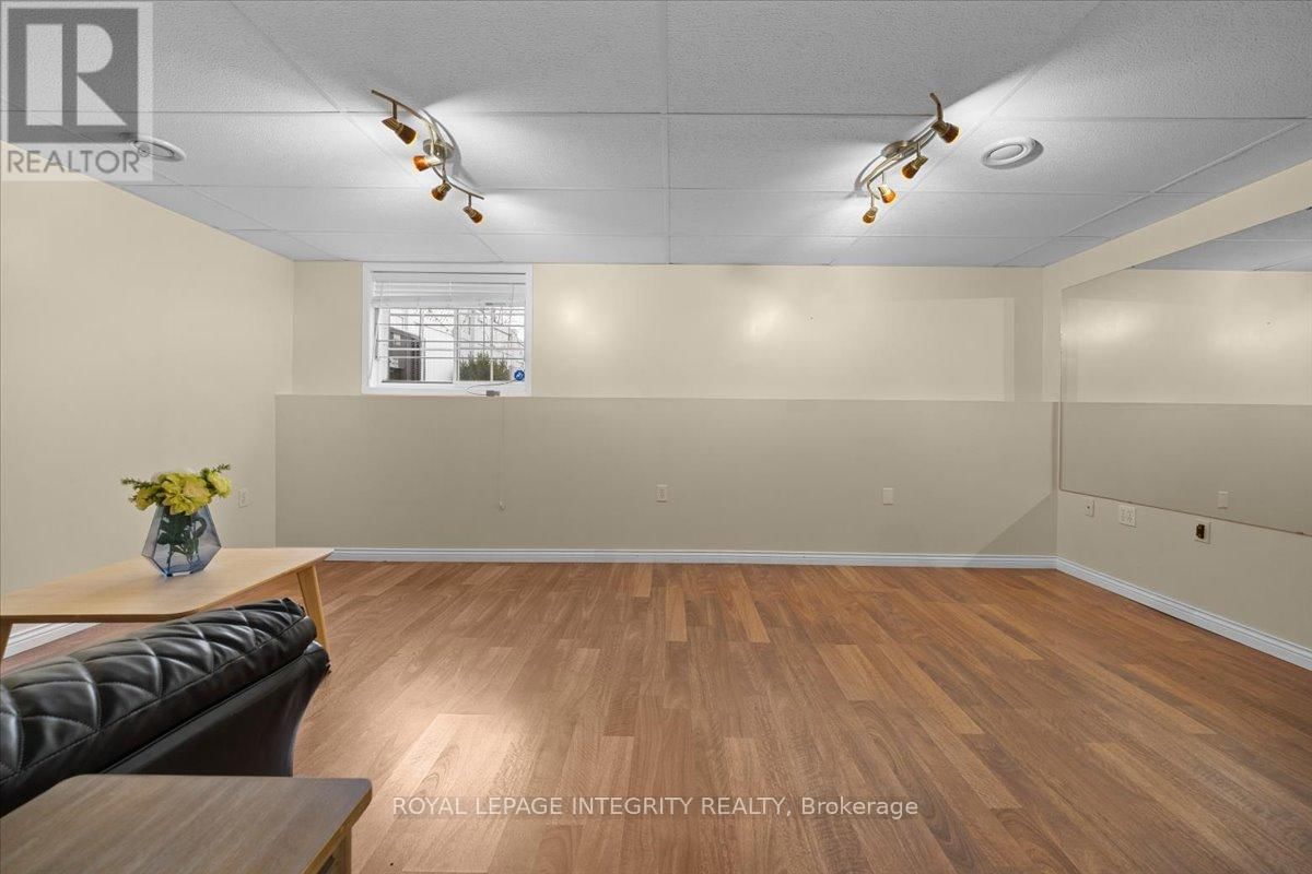 236 WABISKAW PRIVATE Image 35