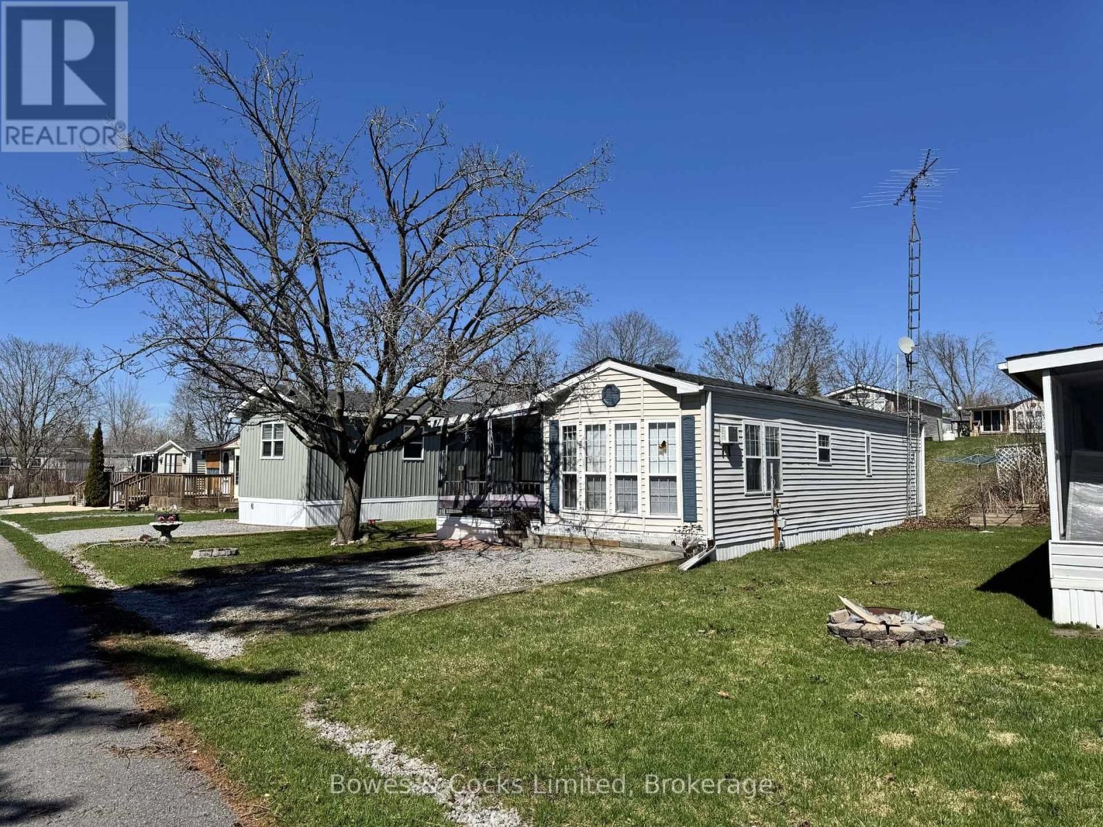 13 TRILLIUM DRIVE Image 2