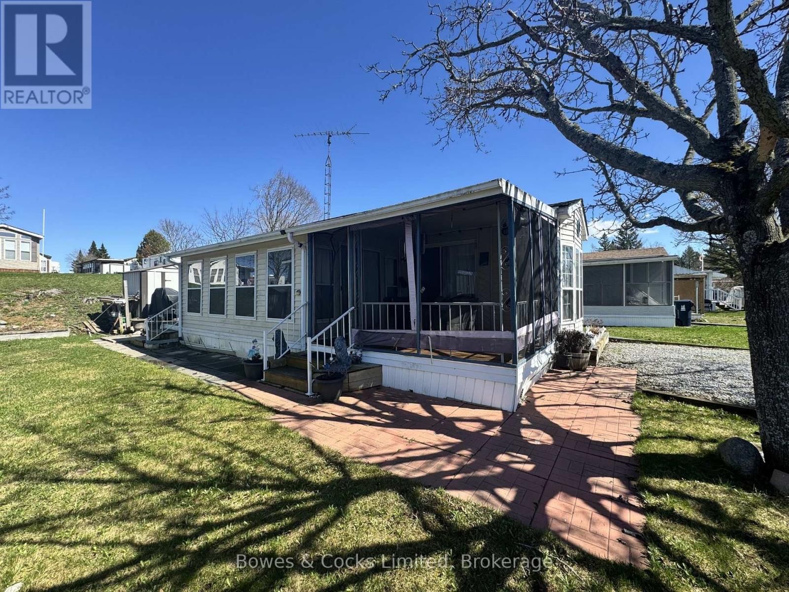 13 TRILLIUM DRIVE Image 3