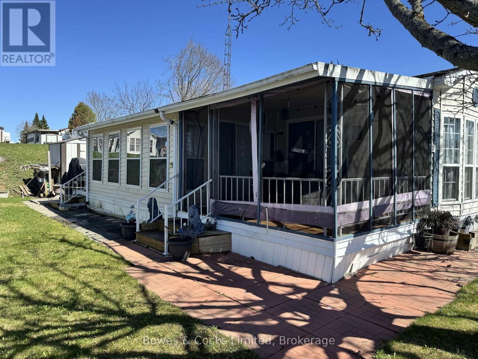 13 TRILLIUM DRIVE Image 4