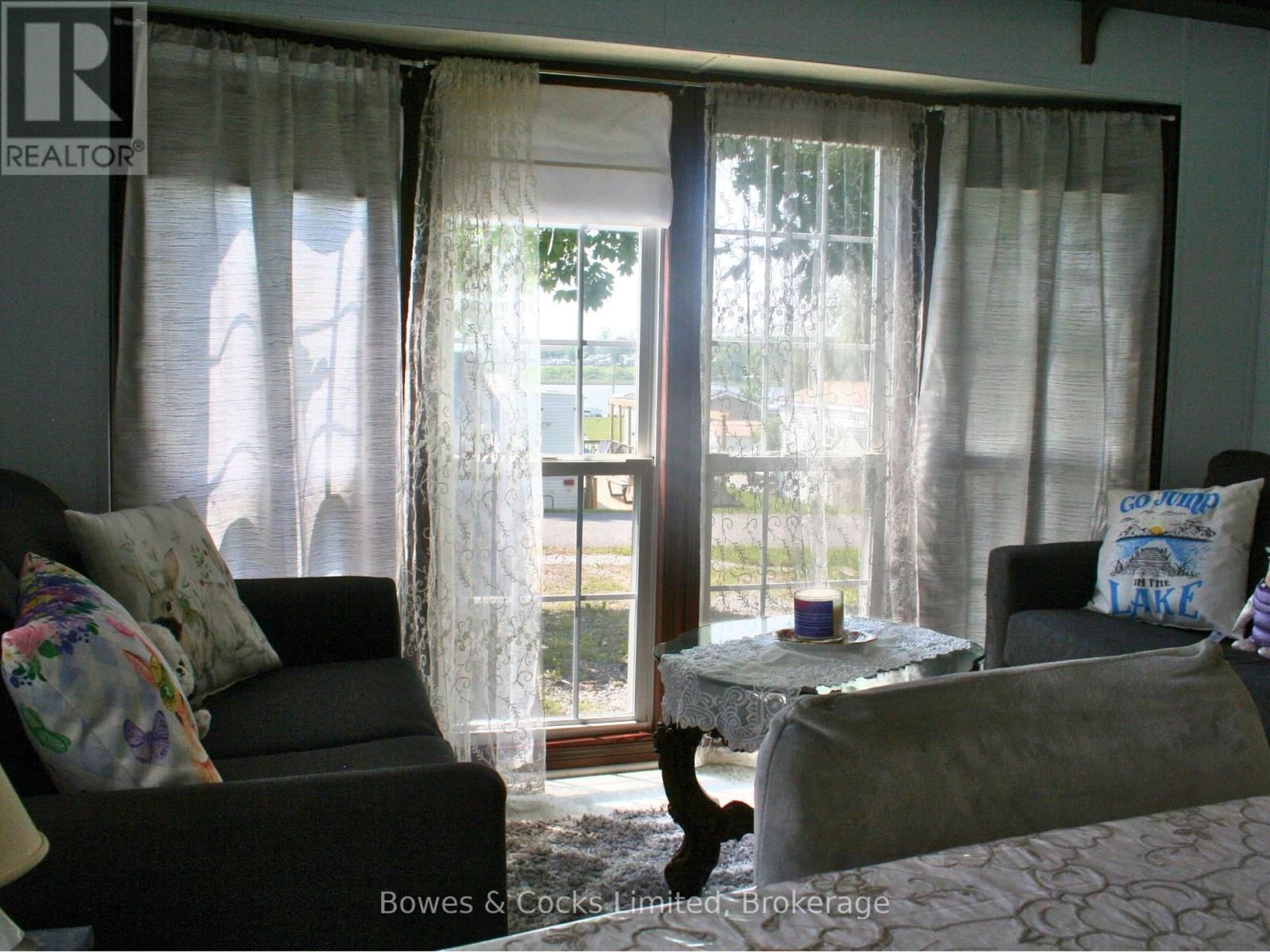 13 TRILLIUM DRIVE Image 6