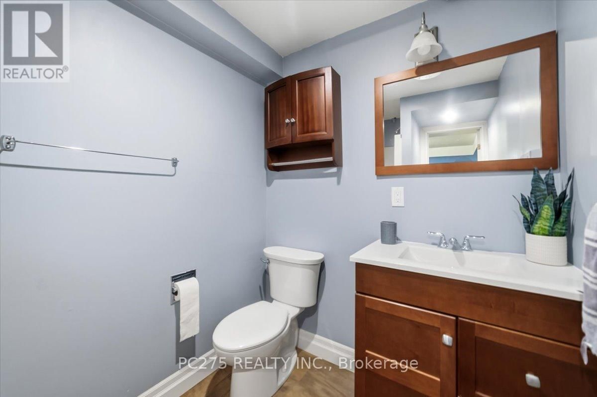 105 GIBSON CRESCENT Image 23