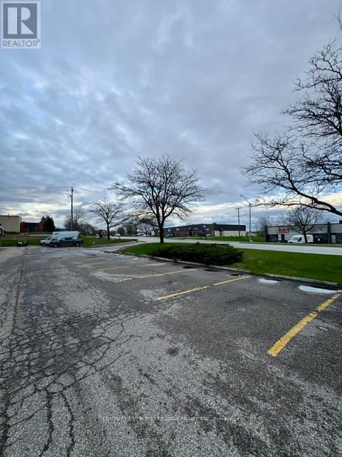 6 - 100 SHELDON DRIVE Image 3