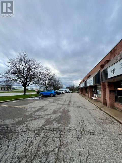 6 - 100 SHELDON DRIVE Image 4