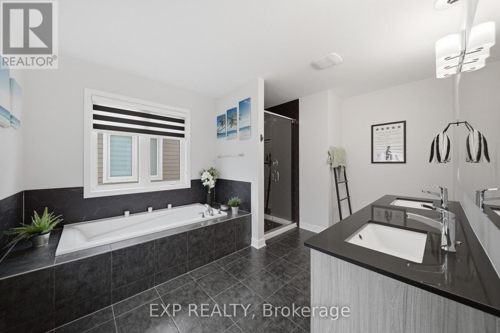 658 TERRIER CIRCLE Image 27