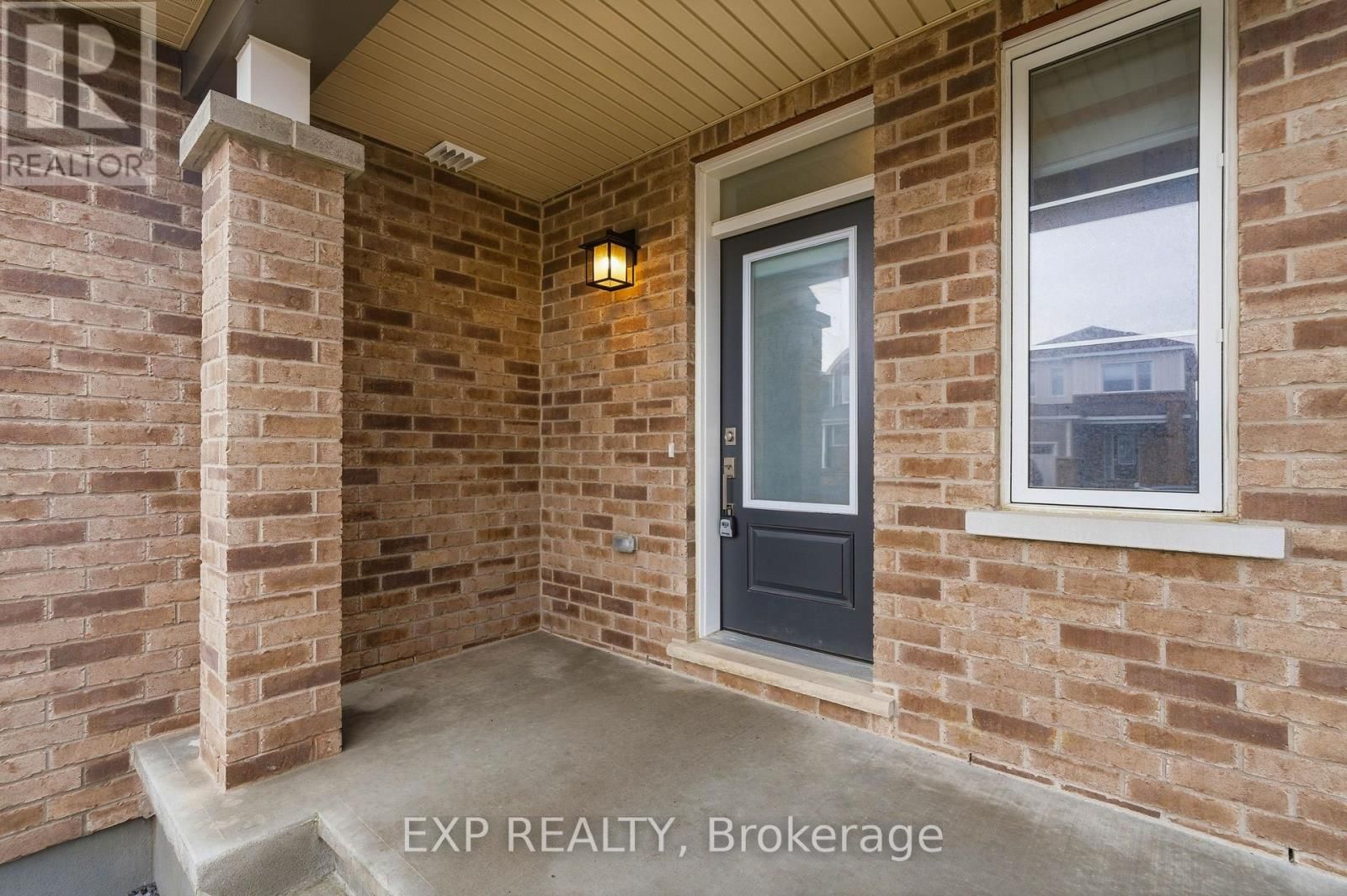 658 TERRIER CIRCLE Image 3