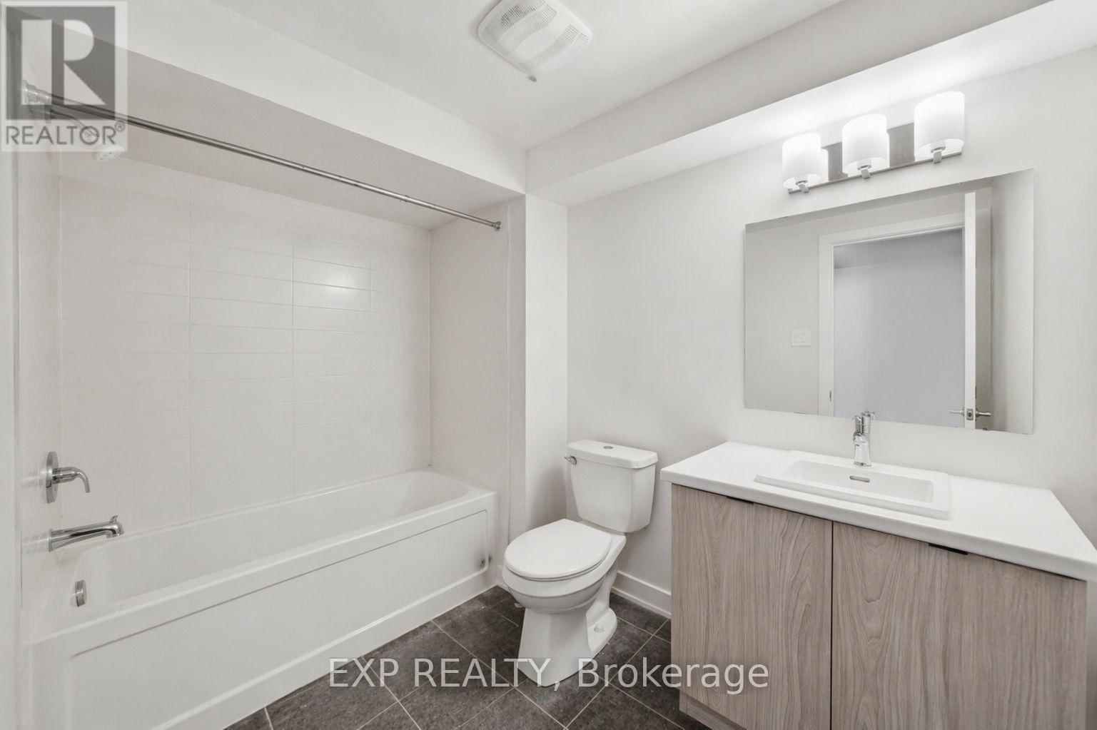 658 TERRIER CIRCLE Image 34