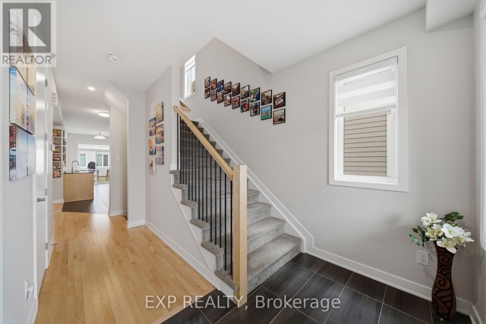 658 TERRIER CIRCLE Image 5