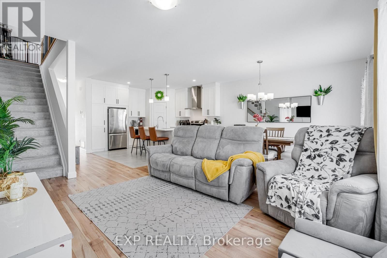 211 MABEL ROAD Image 9