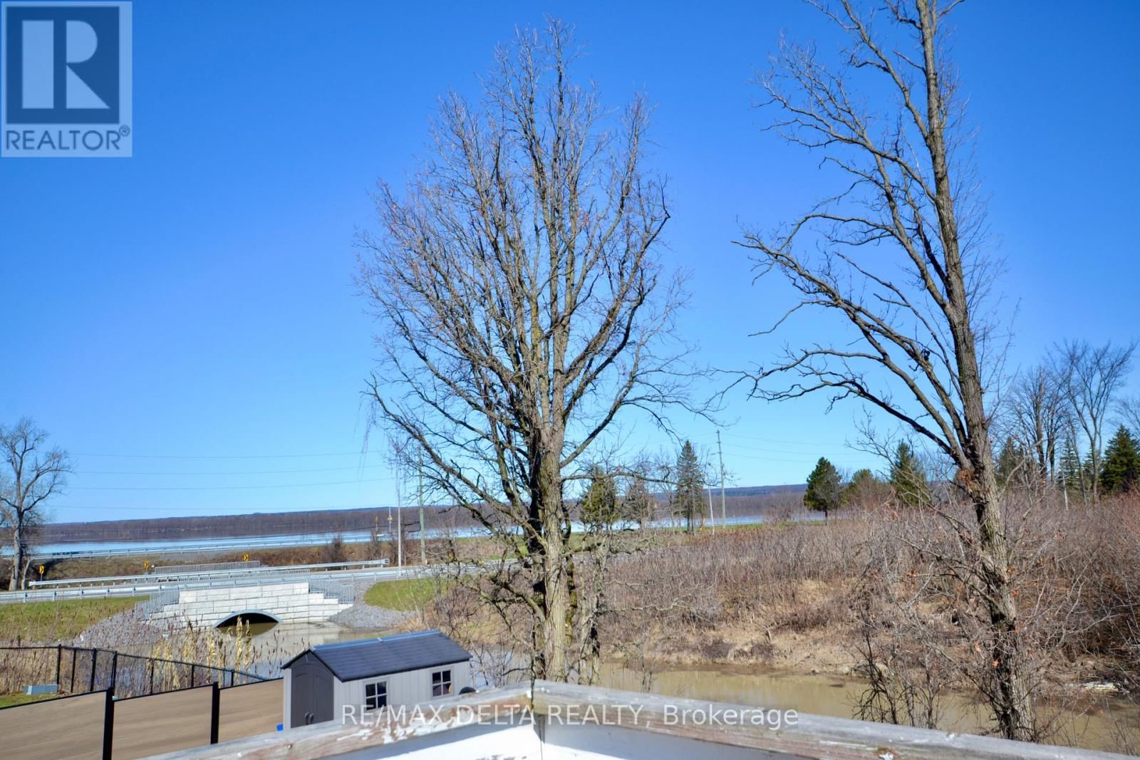 2201 CECILE CRESCENT Image 12