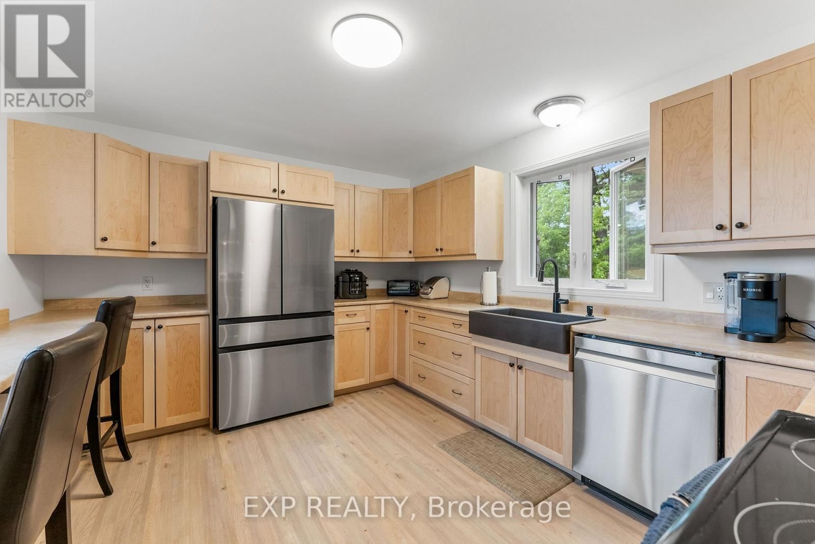 148 SANDY SHORES TRAIL Image 13