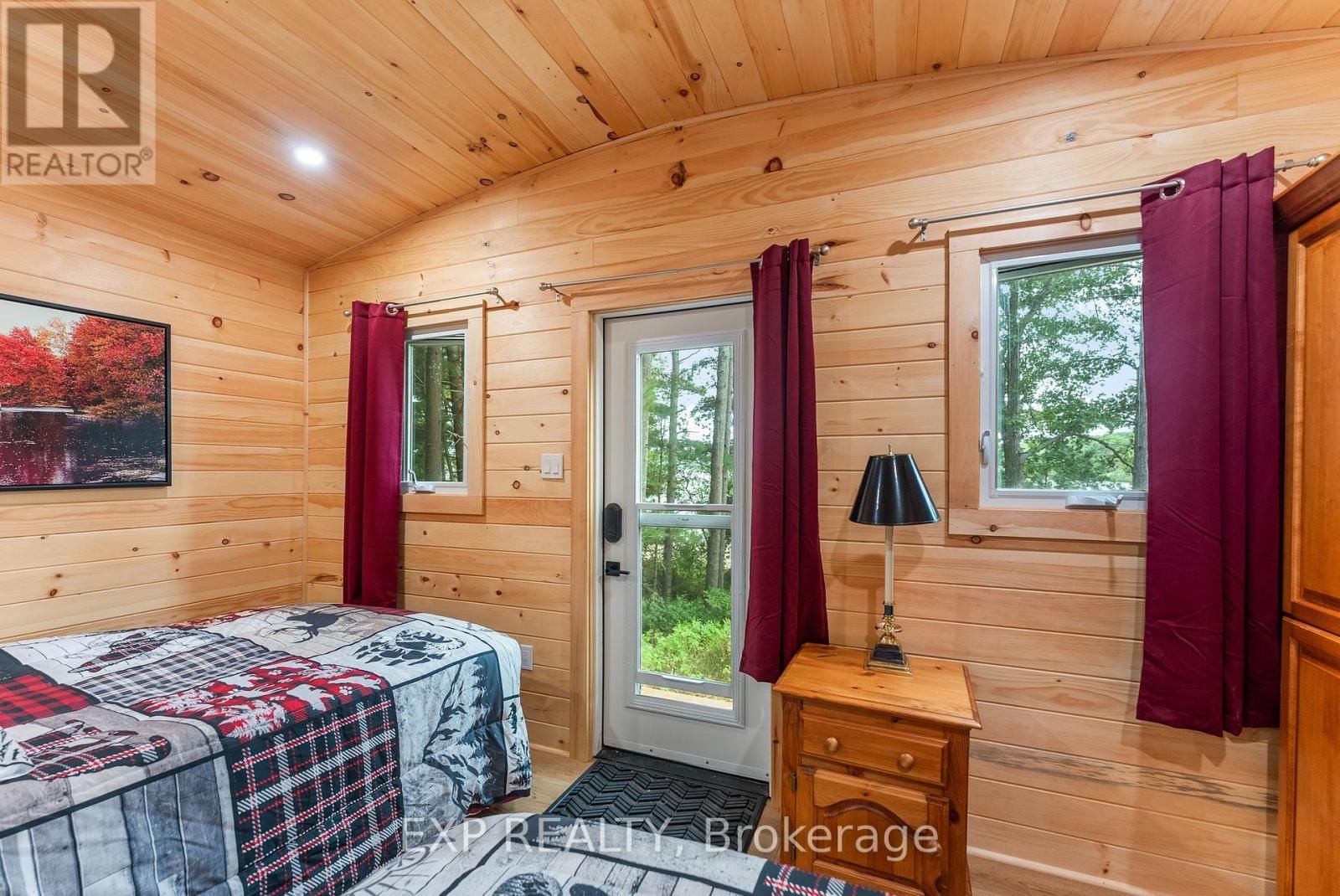 148 SANDY SHORES TRAIL Image 24