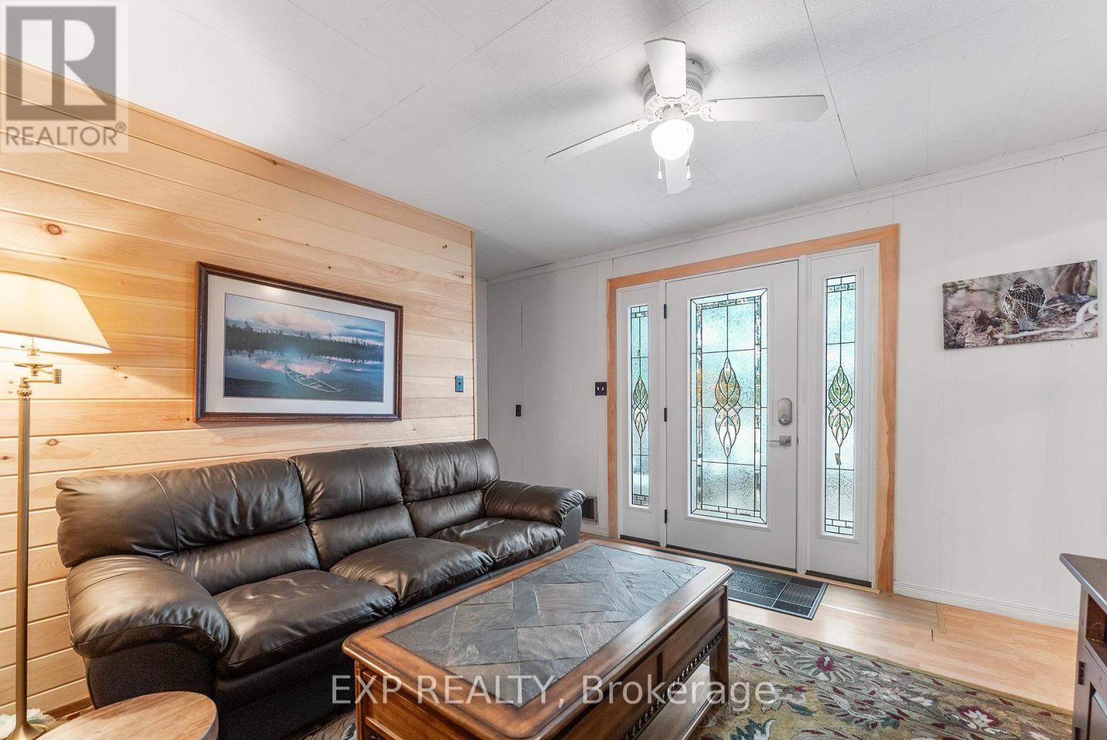 148 SANDY SHORES TRAIL Image 9