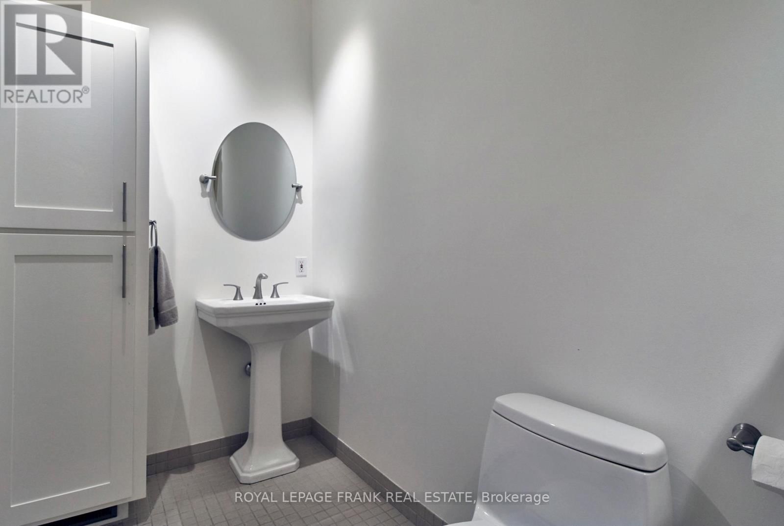 40 TREMAINE TERRACE Image 23