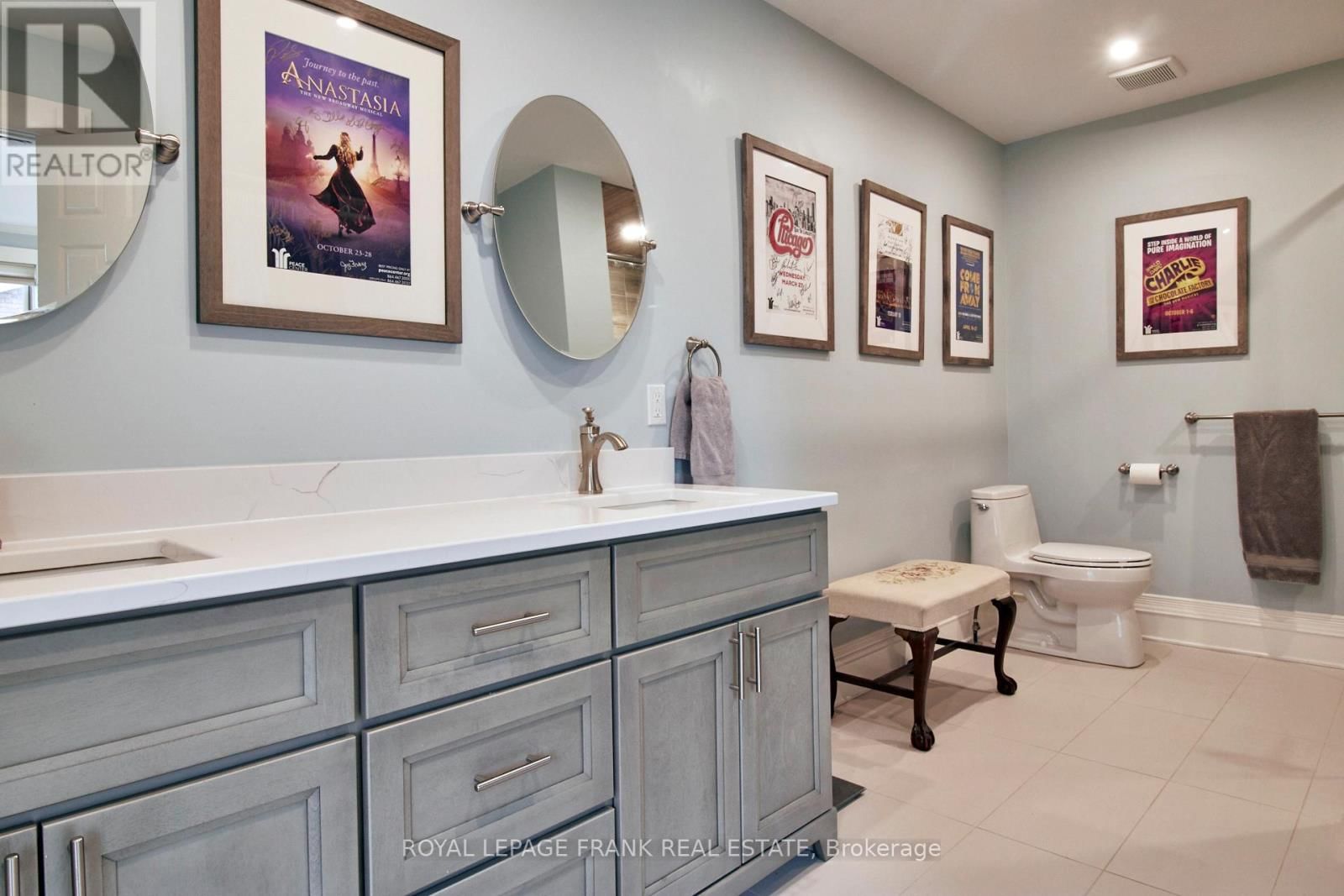 40 TREMAINE TERRACE Image 26