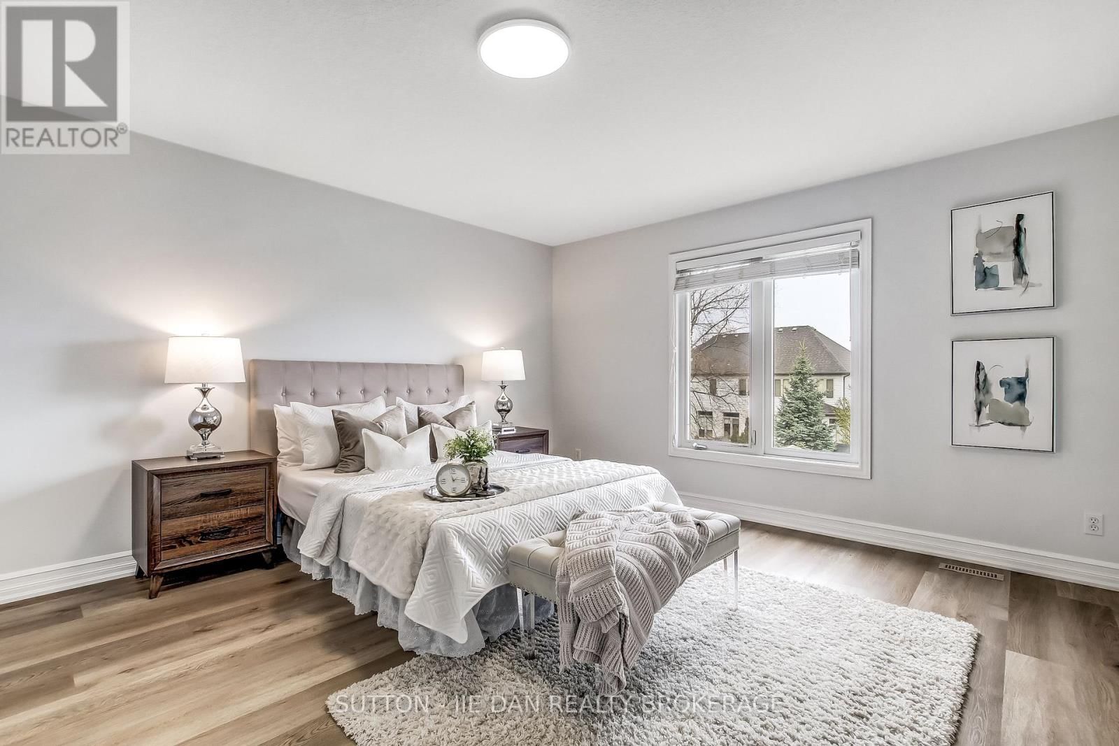 328 PLANE TREE DRIVE Image 14