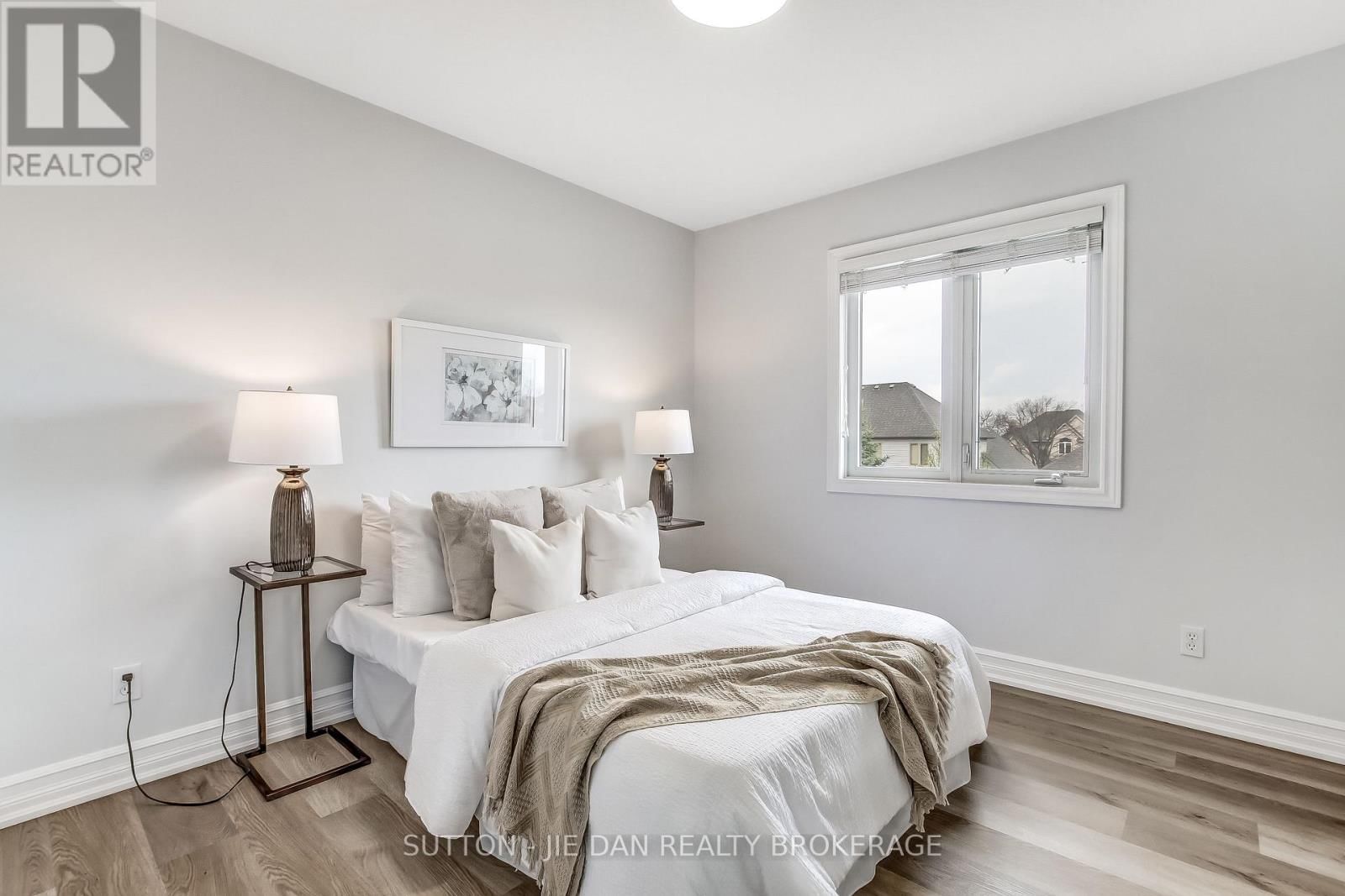 328 PLANE TREE DRIVE Image 20