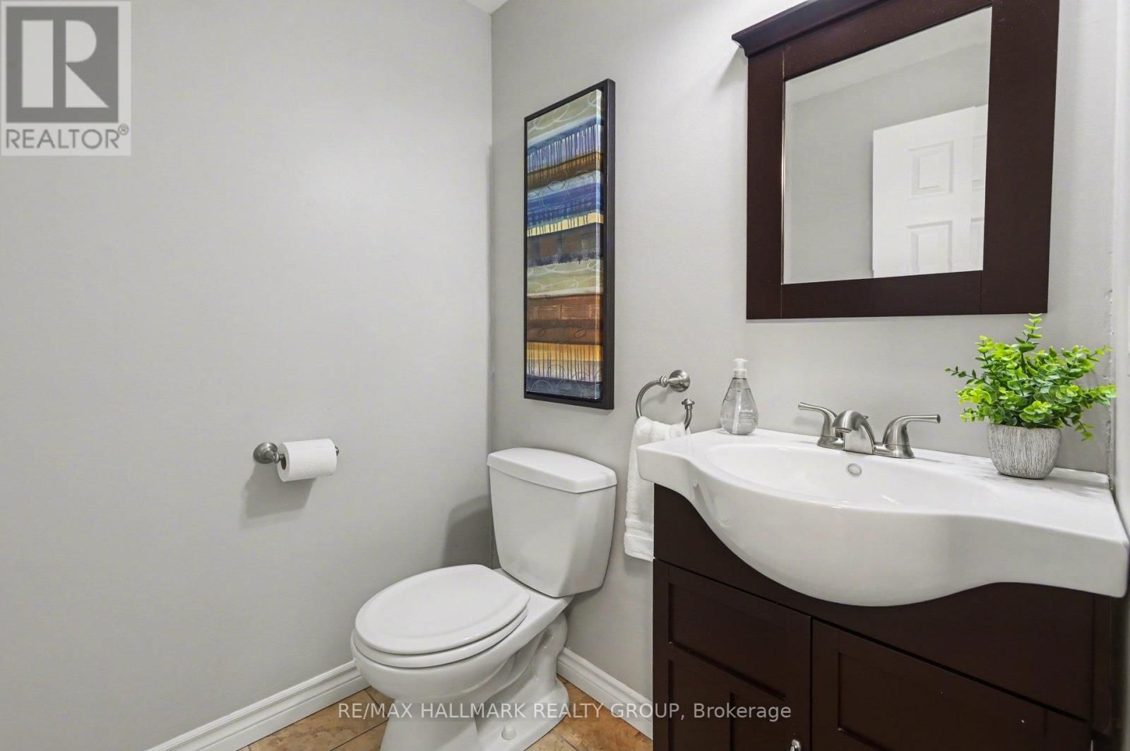 907E ELMSMERE ROAD Image 10