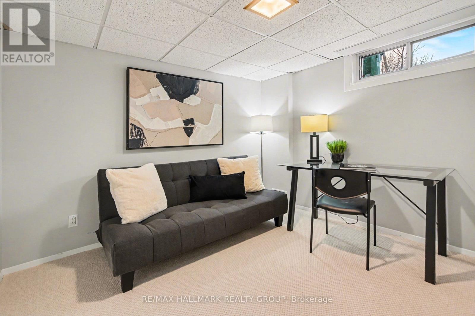 907E ELMSMERE ROAD Image 20