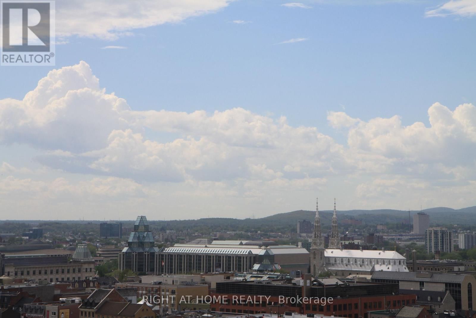 702 - 200 RIDEAU STREET Image 15