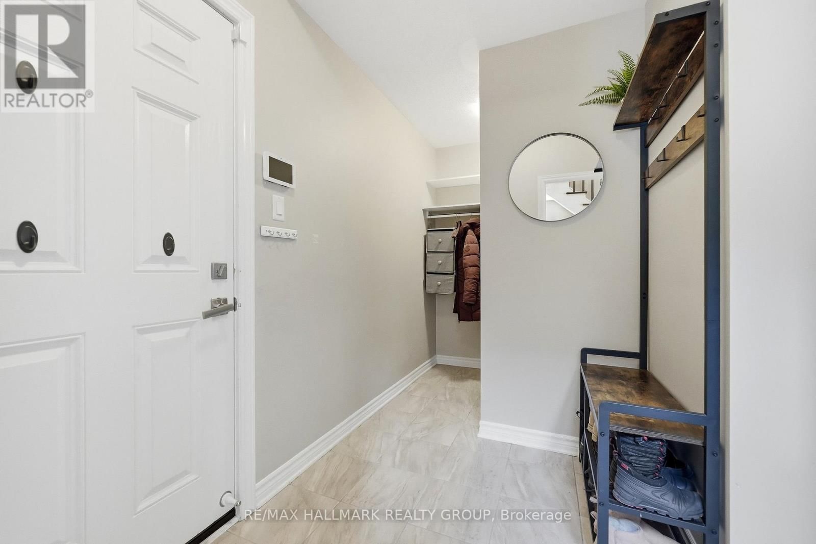 570 BAIE DES CASTORS STREET Image 12