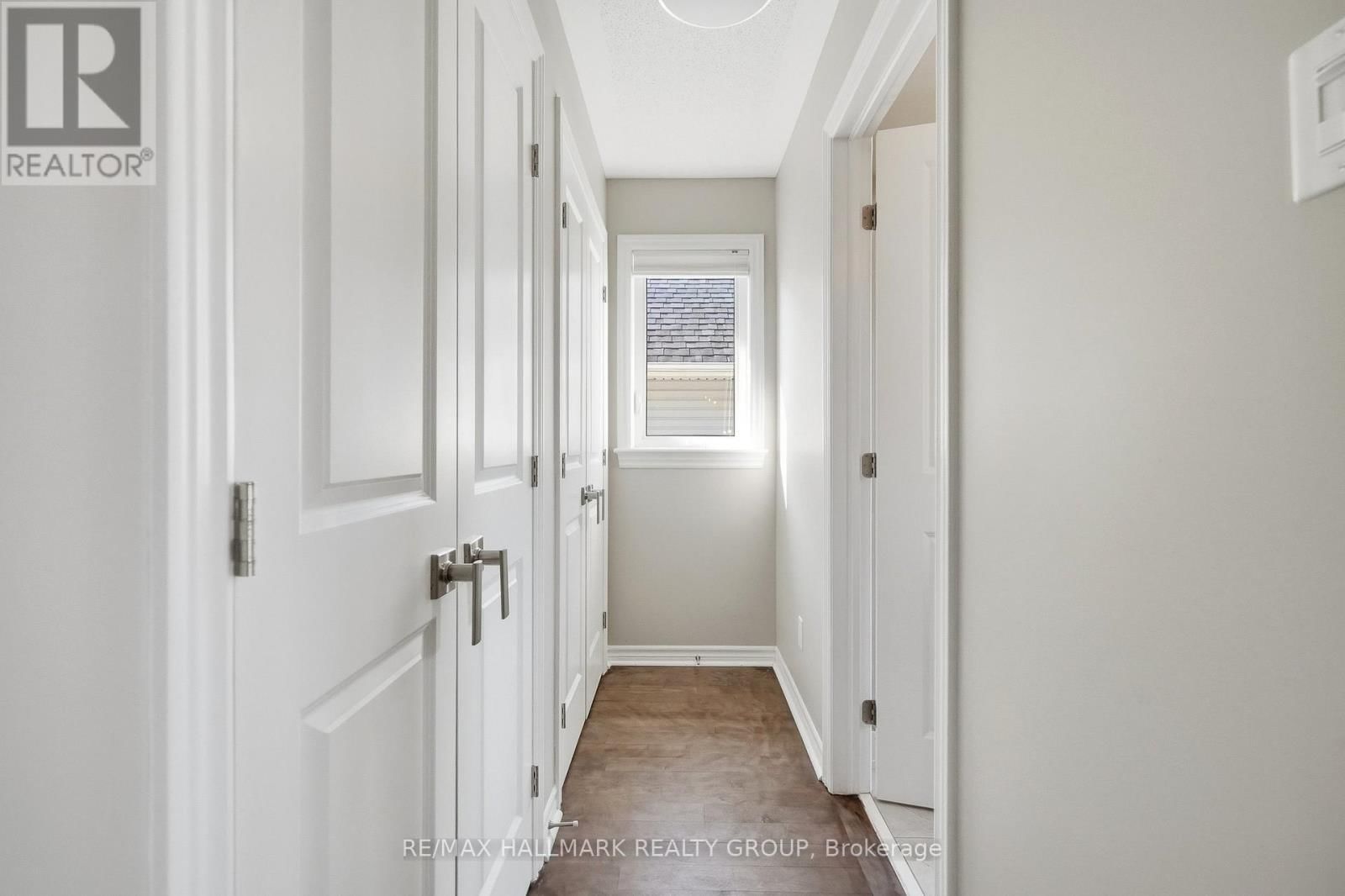 570 BAIE DES CASTORS STREET Image 15