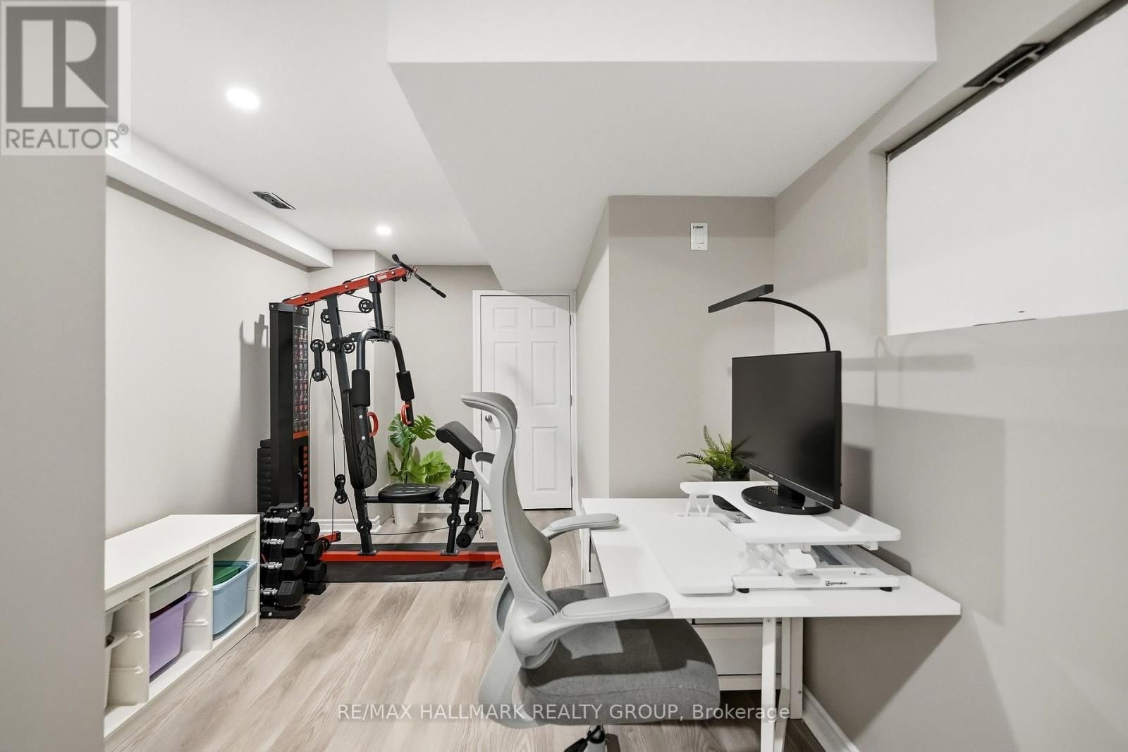 570 BAIE DES CASTORS STREET Image 28