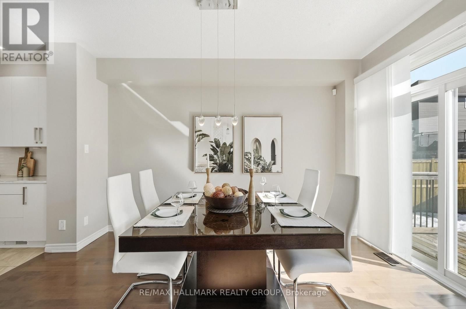 570 BAIE DES CASTORS STREET Image 7