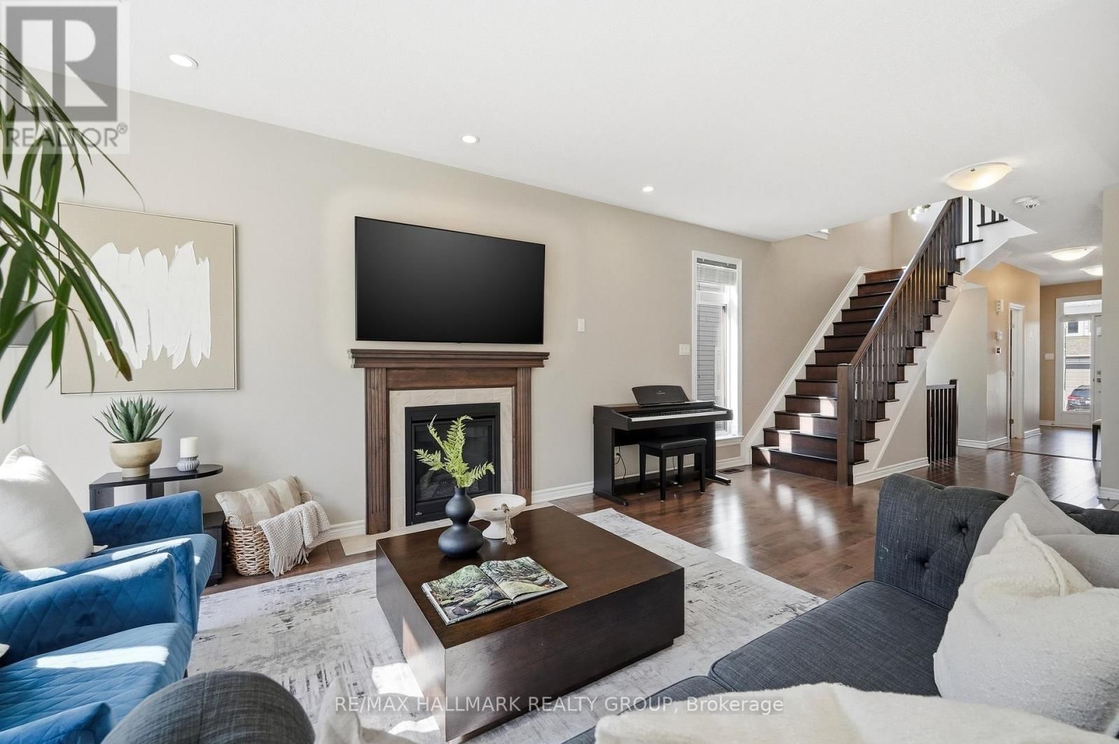 570 BAIE DES CASTORS STREET Image 9