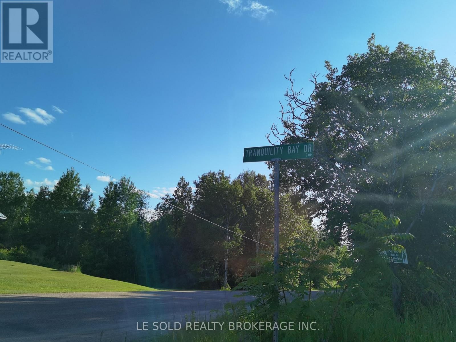 97 TRANQUILITY BAY DRIVE Image 1