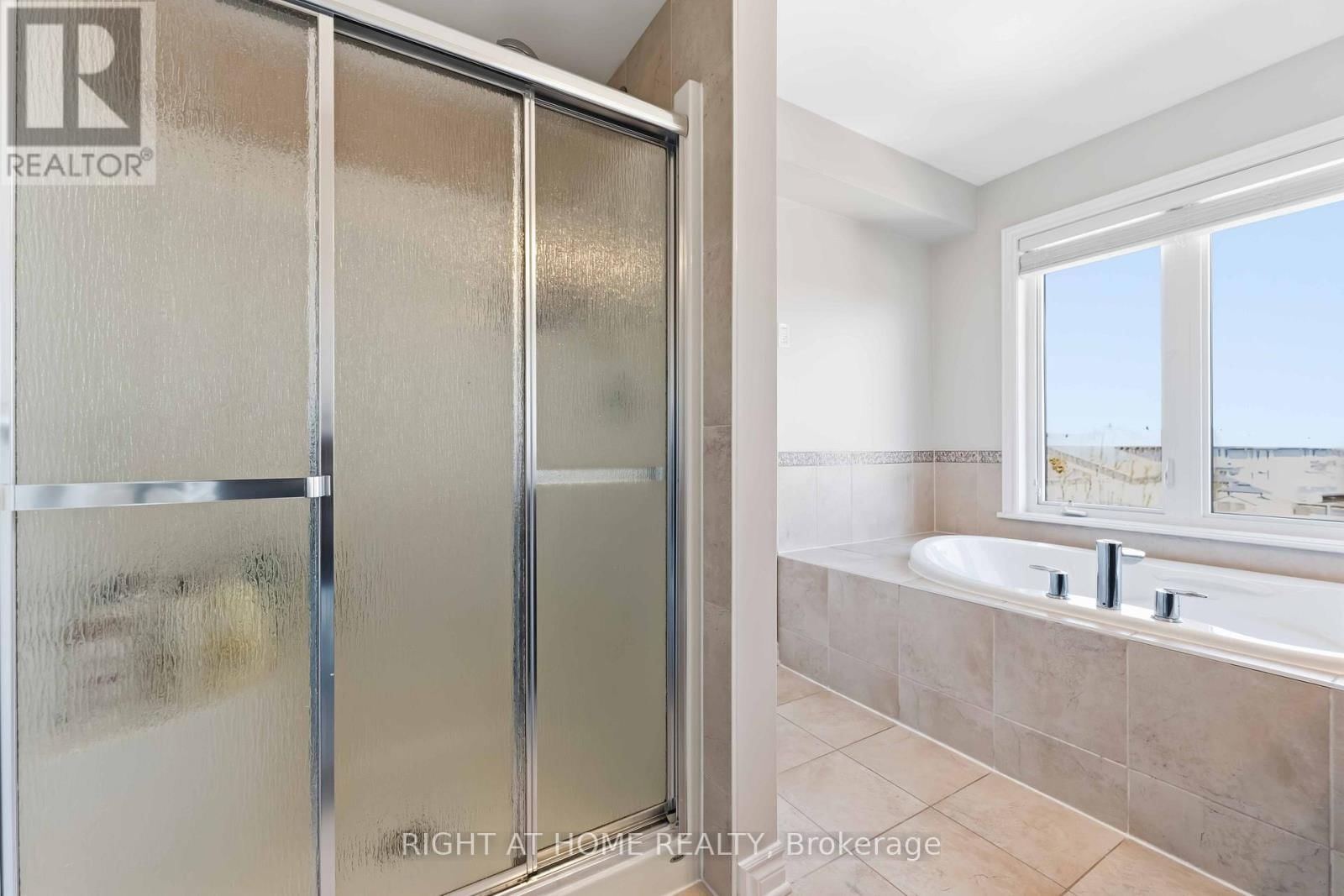 365 LIVERY STREET Image 11