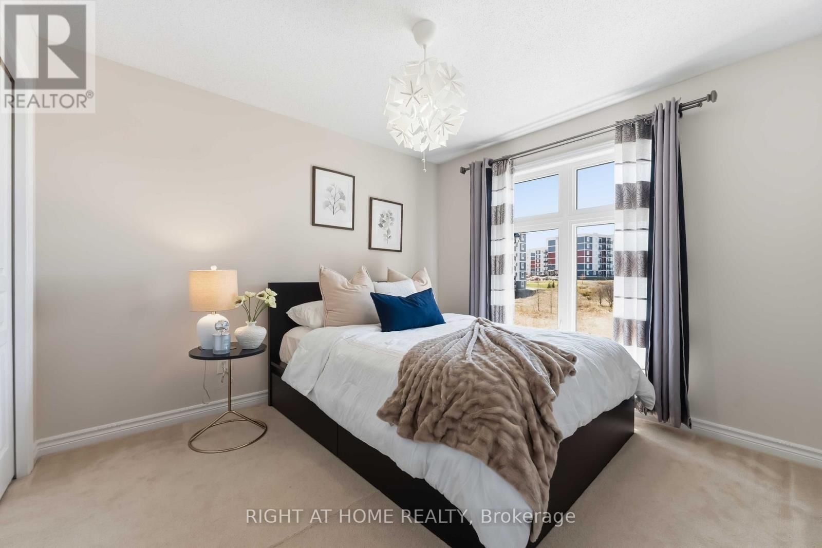 365 LIVERY STREET Image 13