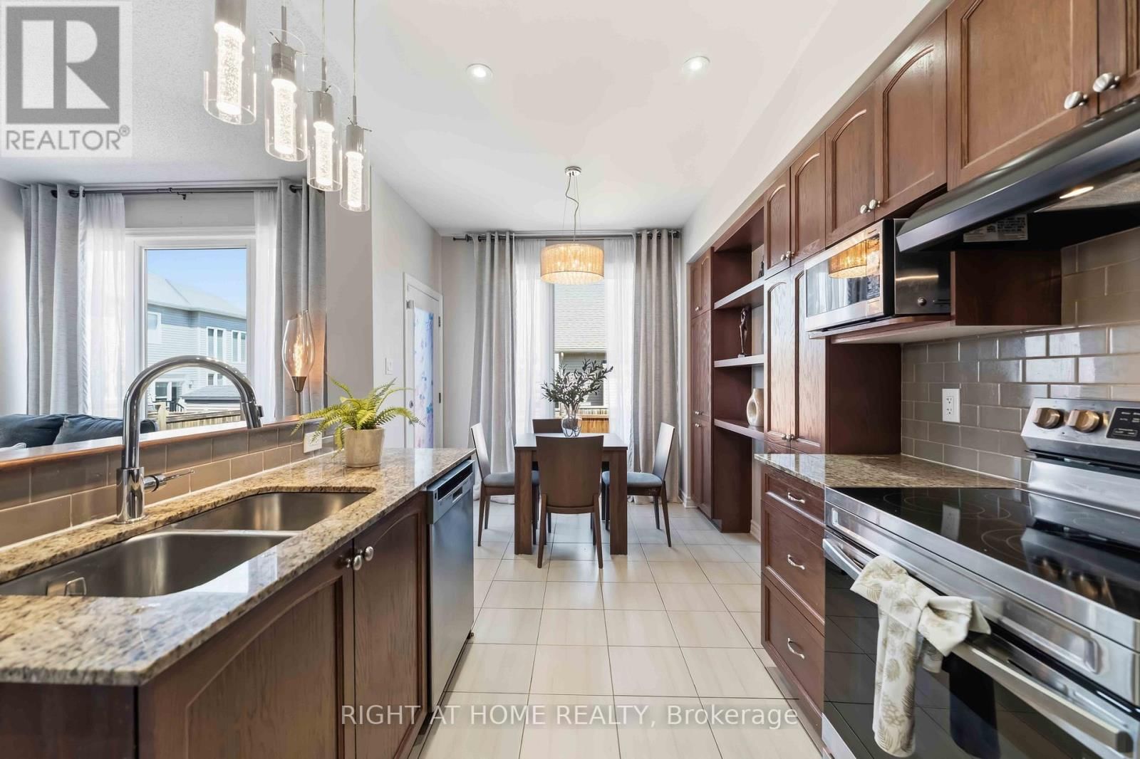 365 LIVERY STREET Image 7