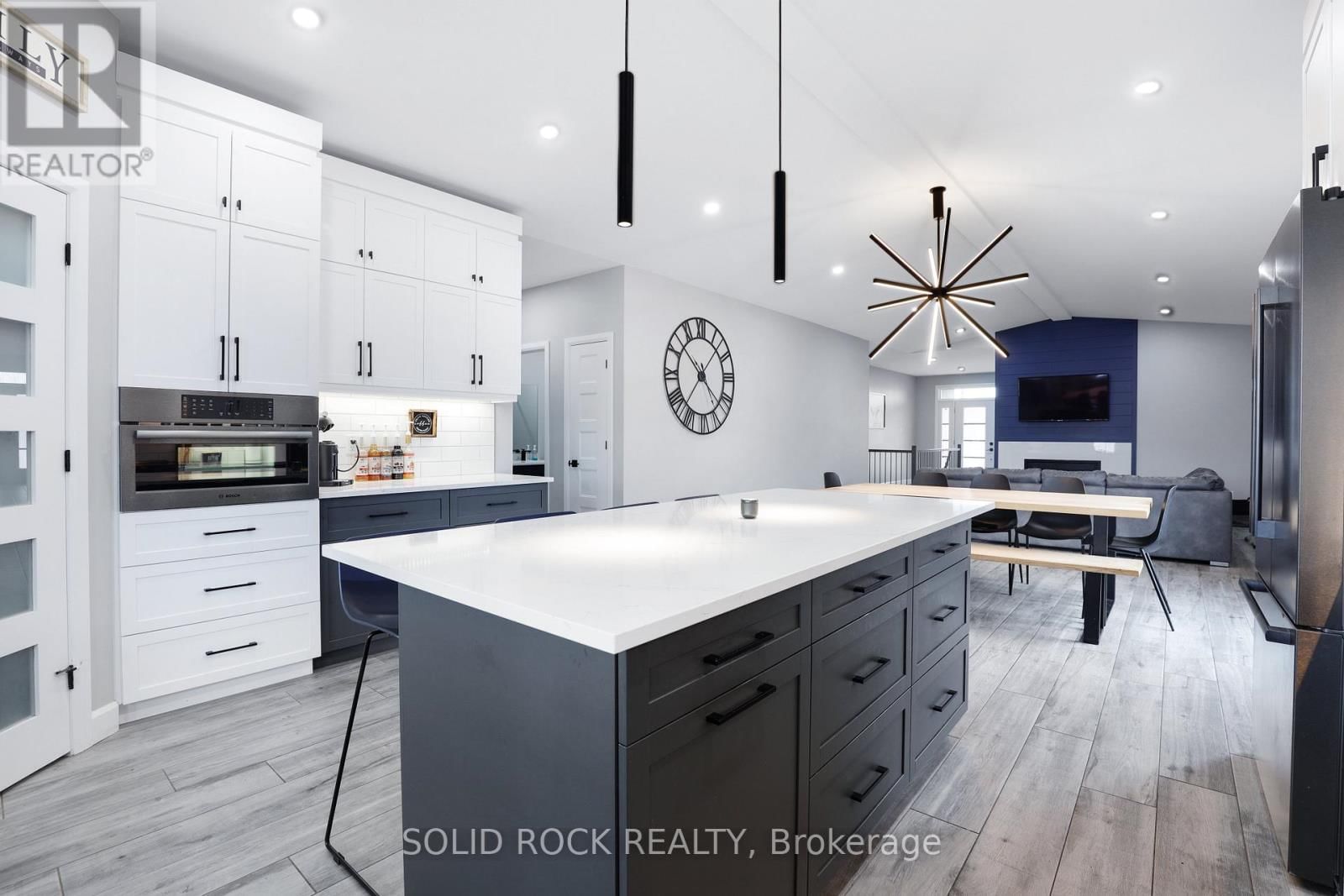 216 FILION STREET Image 21