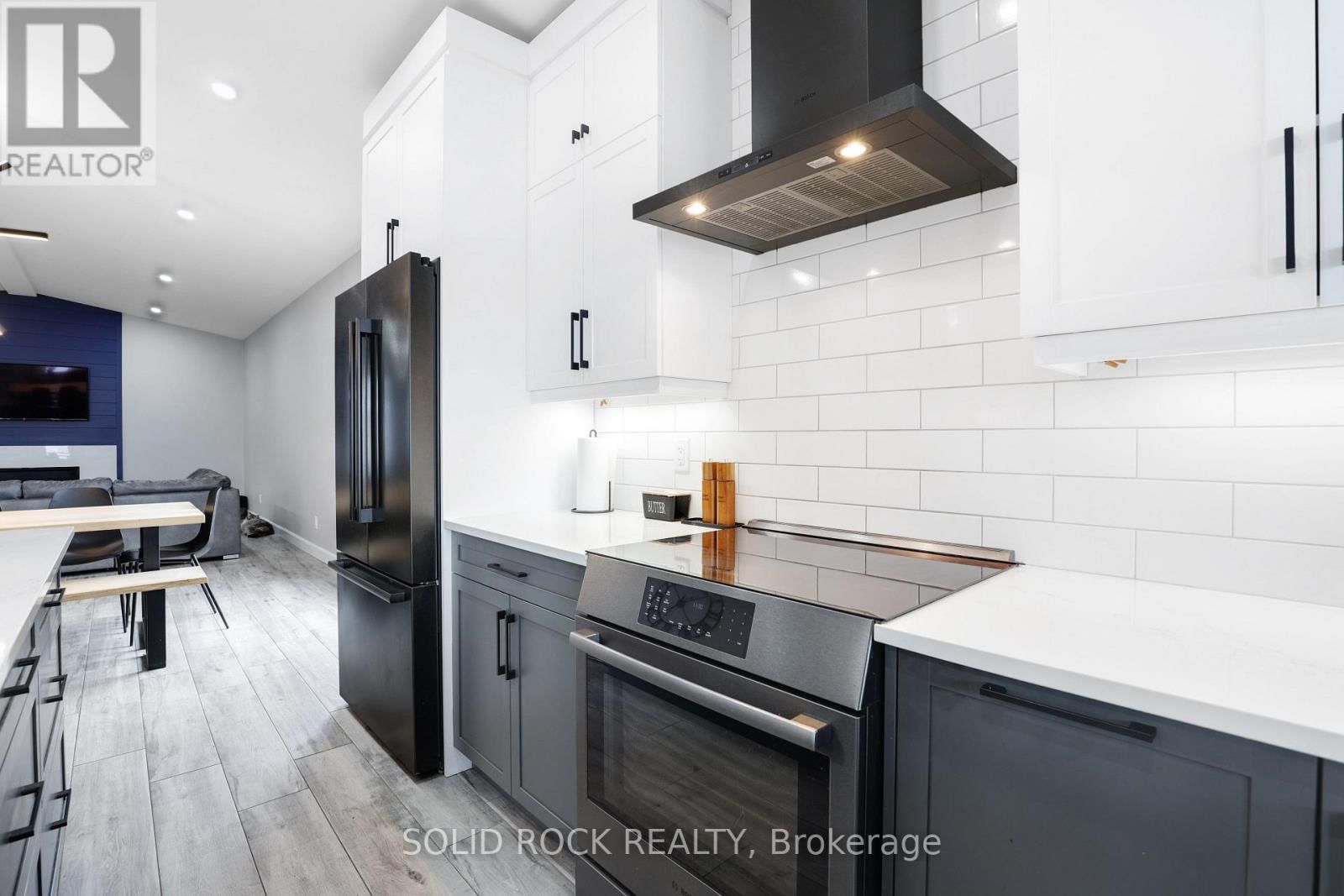 216 FILION STREET Image 22