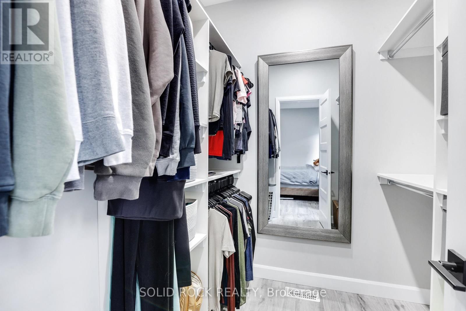 216 FILION STREET Image 28