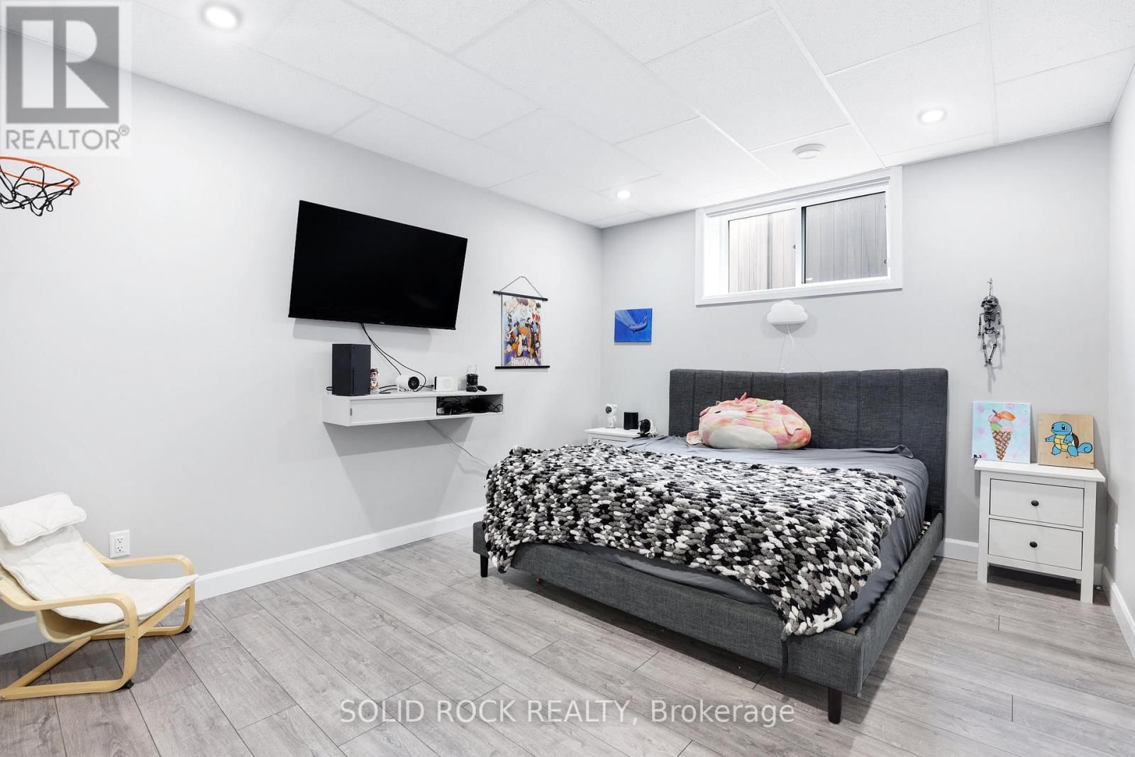 216 FILION STREET Image 38