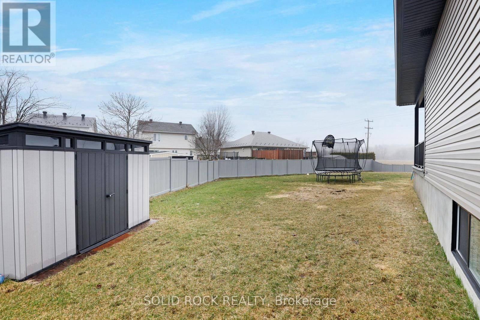 216 FILION STREET Image 40