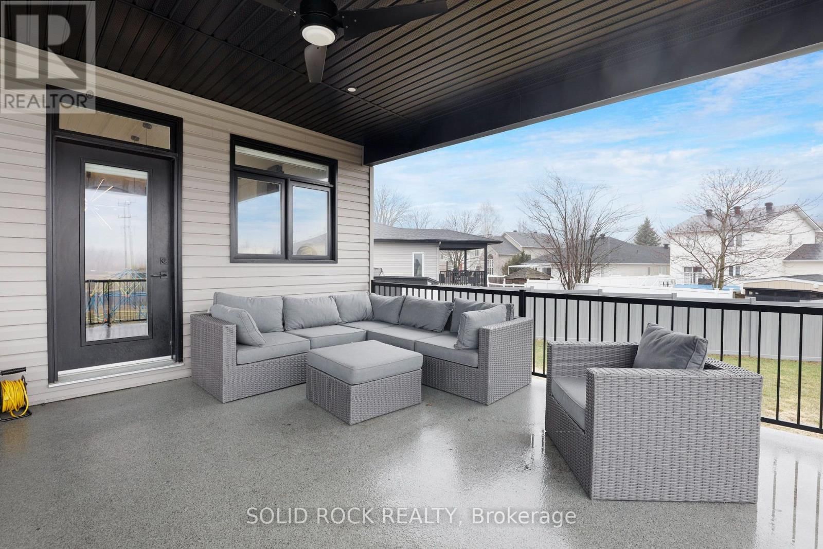 216 FILION STREET Image 42