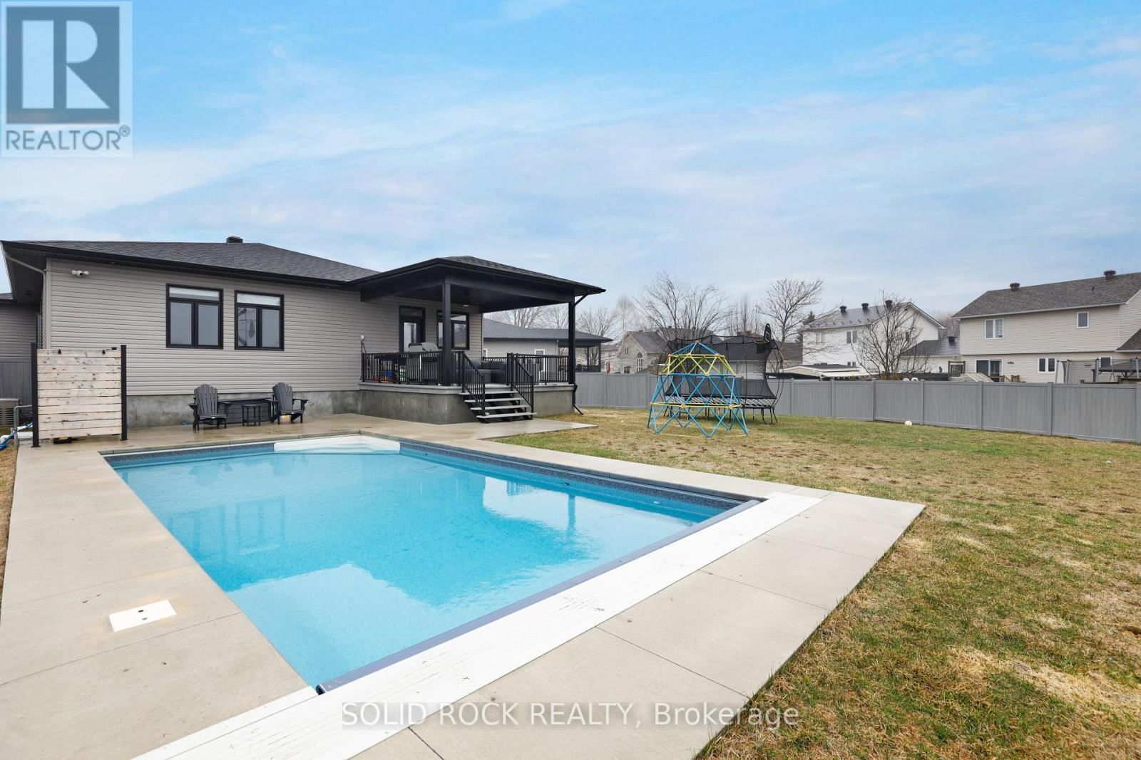 216 FILION STREET Image 46