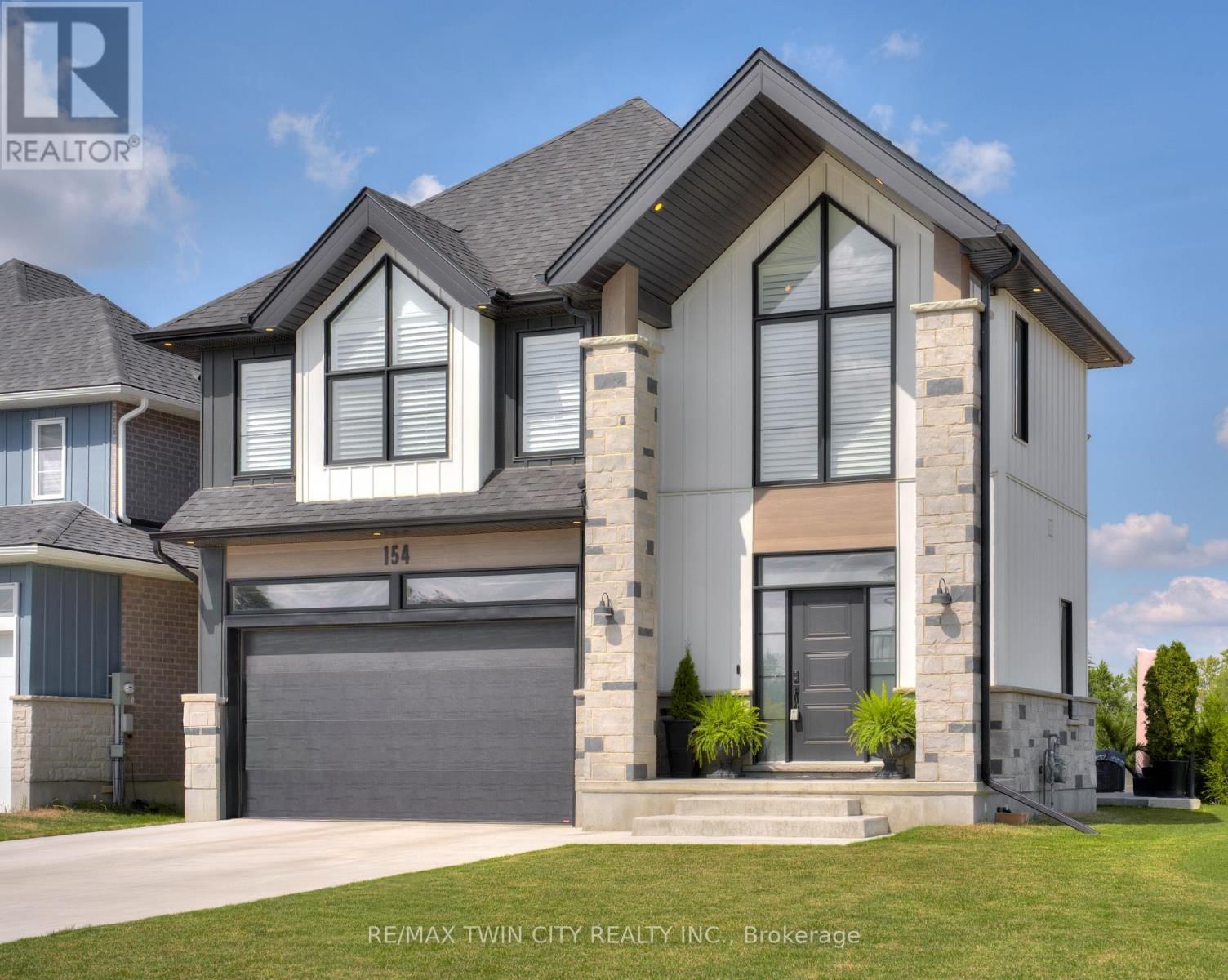 154 DEMPSEY DRIVE Image 2