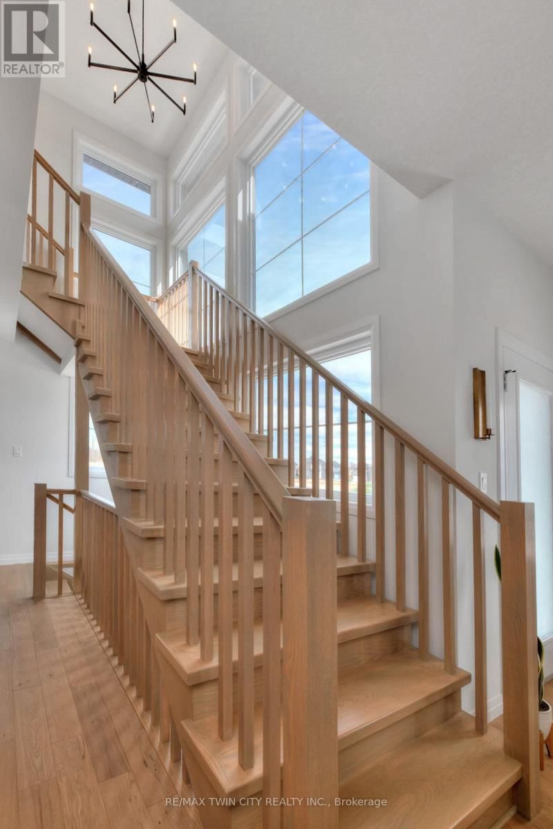 154 DEMPSEY DRIVE Image 22