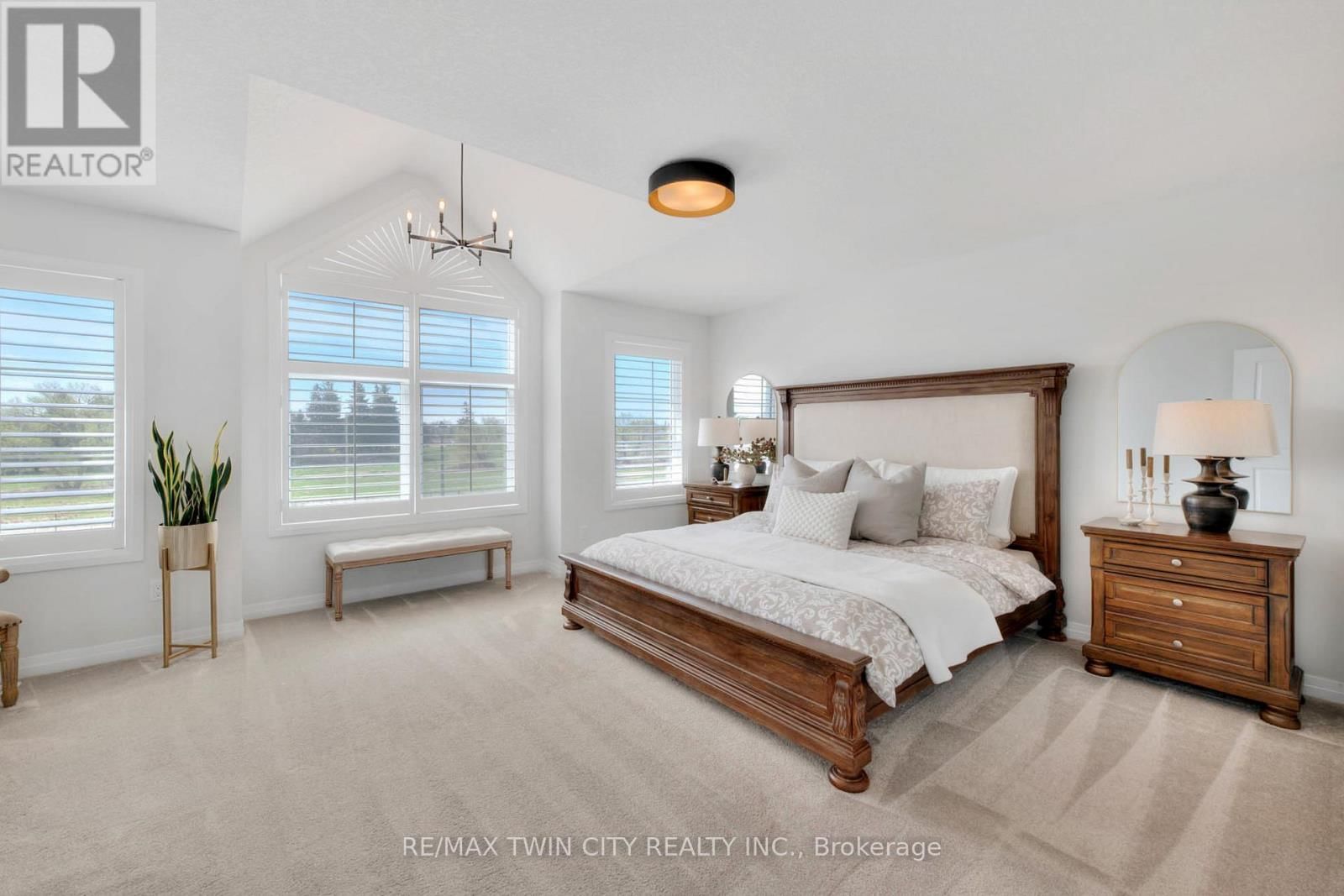 154 DEMPSEY DRIVE Image 25