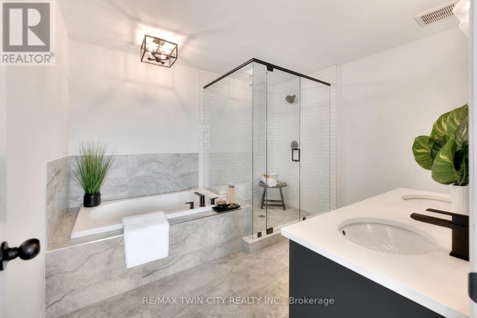 154 DEMPSEY DRIVE Image 27