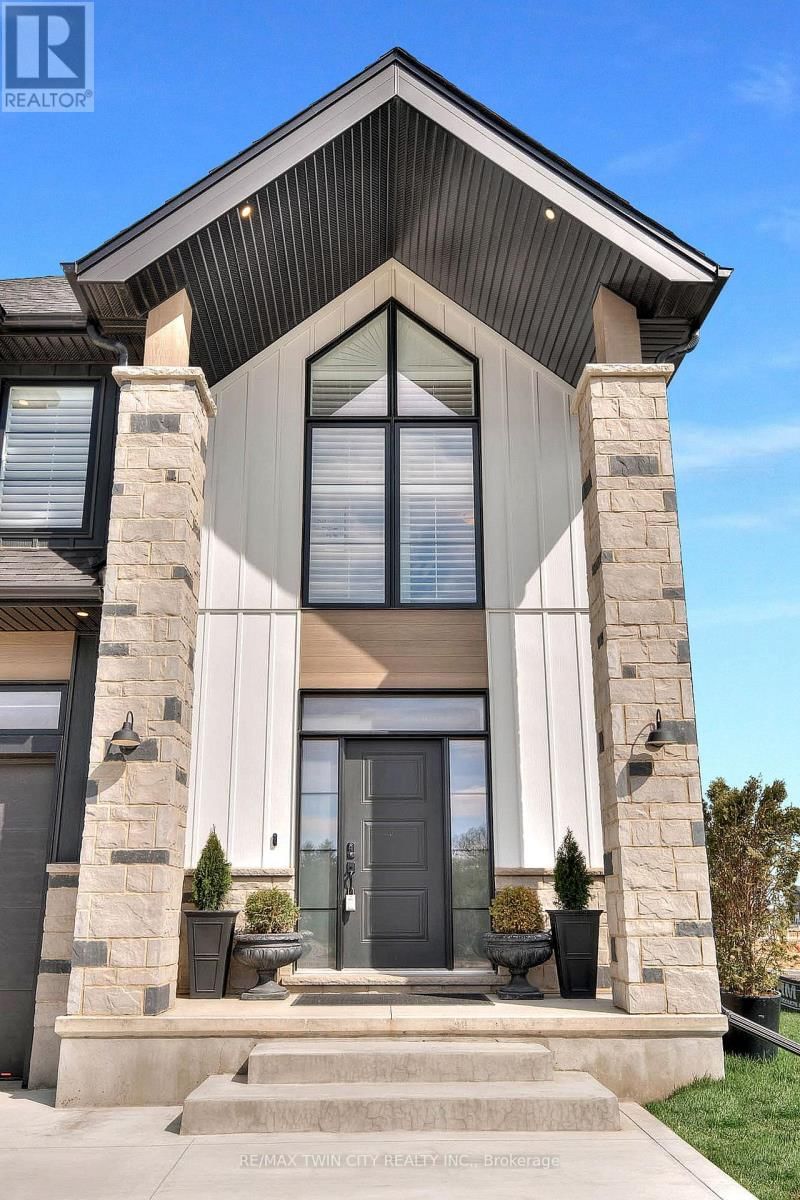 154 DEMPSEY DRIVE Image 3