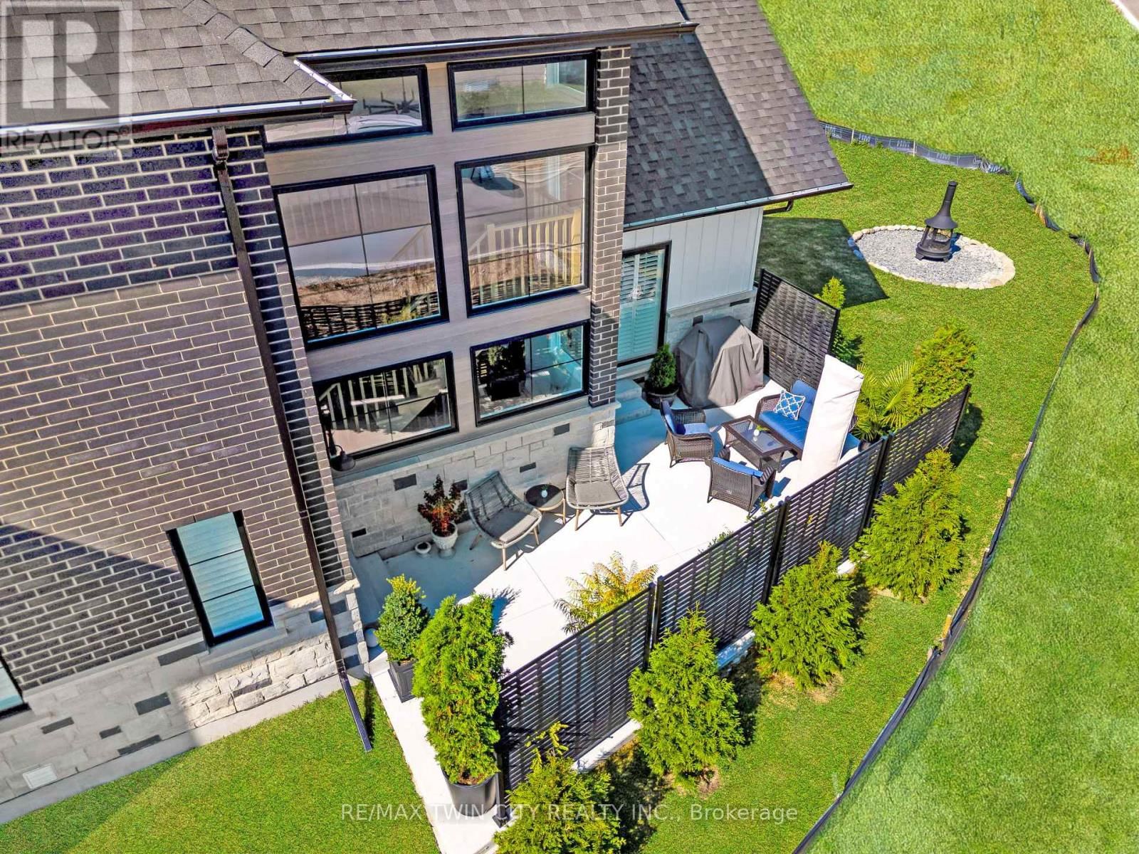 154 DEMPSEY DRIVE Image 42