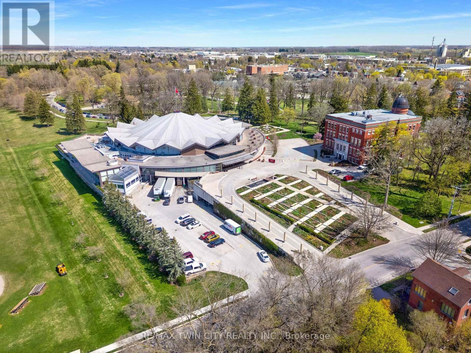 154 DEMPSEY DRIVE Image 48