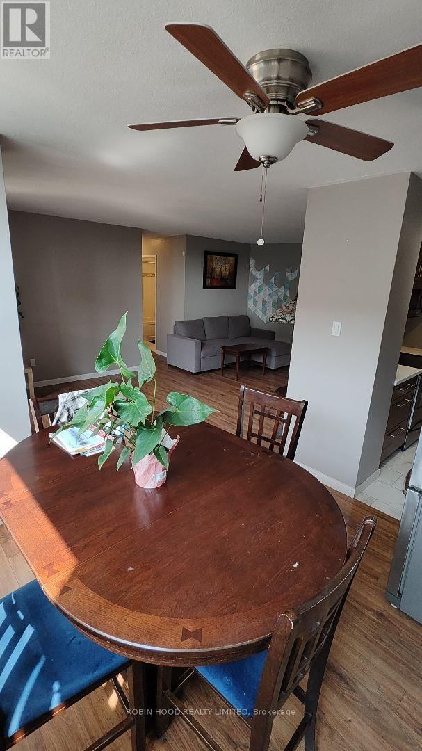 705 - 1950 MAIN STREET WEST Image 5